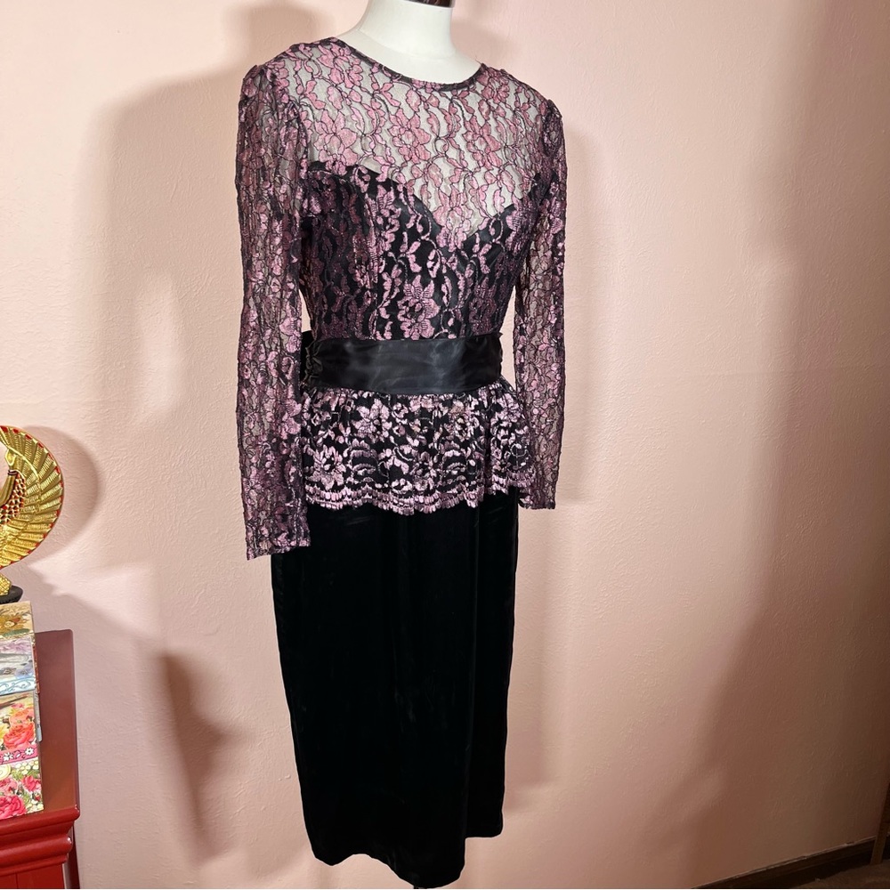 Vintage 1990 Gunne Sax Retro Pink Lace Black velvet Low Back Bow Wiggle Dresss - Picture 6 of 17